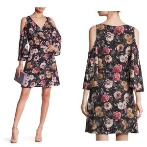 NWT ALEXIA ADMOR COLD SHOULDER DRESS